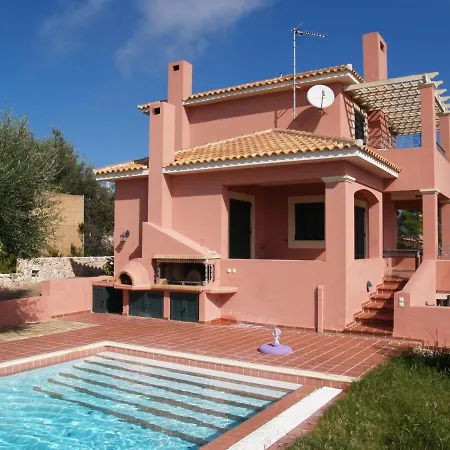 Villa Sleeps 6 Pool Wifi Metaxáta
